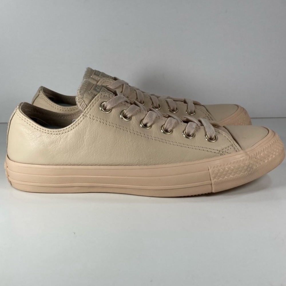 Converse 156662C Chuck Taylor All Star Blush Lo Leather Sneakers Women's Size 8